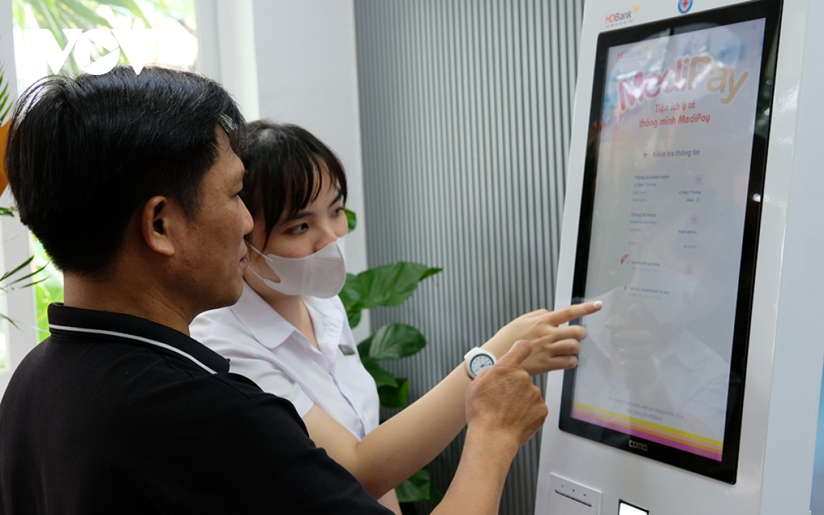 ngành y tế Đà nẵng đẩy mạnh chuyển đổi số, phục vụ tốt nhu cầu người dân hình ảnh 2 nganh y te Da nang day manh chuyen doi so, phuc vu tot nhu cau nguoi dan hinh anh 2