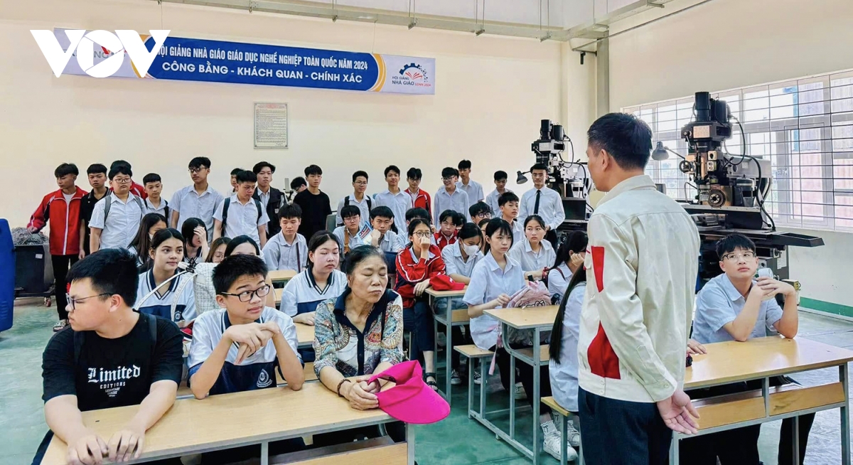 quảng ninh sẵn sàng các điều kiện cho kỳ thi vào lớp 10 hình ảnh 2 quang ninh san sang cac dieu kien cho ky thi vao lop 10 hinh anh 2