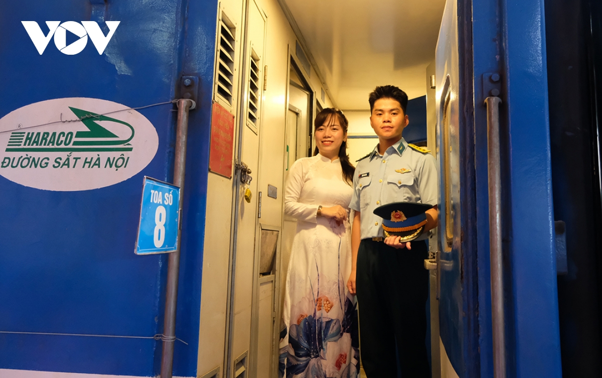 Đón các lực lượng hoàn thanh nhiệm vụ diễu binh, diễu hành tại ga Đà nẵng hình ảnh 7 Don cac luc luong hoan thanh nhiem vu dieu binh, dieu hanh tai ga Da nang hinh anh 7