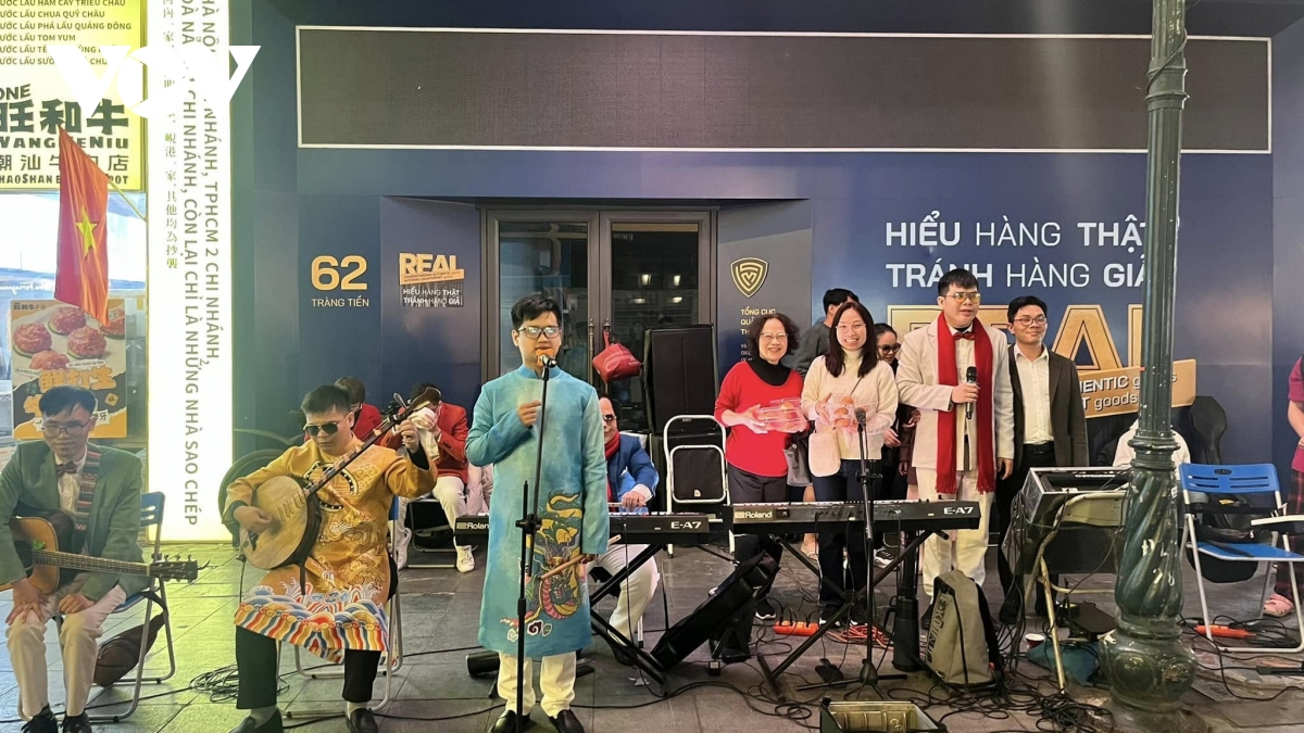Thủ lĩnh ban nhạc khiếm thị và hành trình vươn tới ước mơ