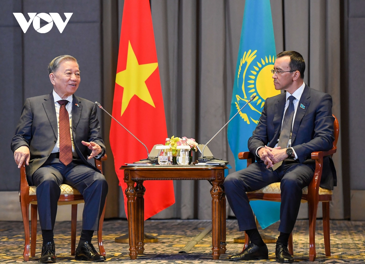 tổng bí thư tô lâm hội kiến chủ tịch thượng viện kazakhstan maulen ashimbayev hình ảnh 2 tong bi thu to lam hoi kien chu tich thuong vien kazakhstan maulen ashimbayev hinh anh 2