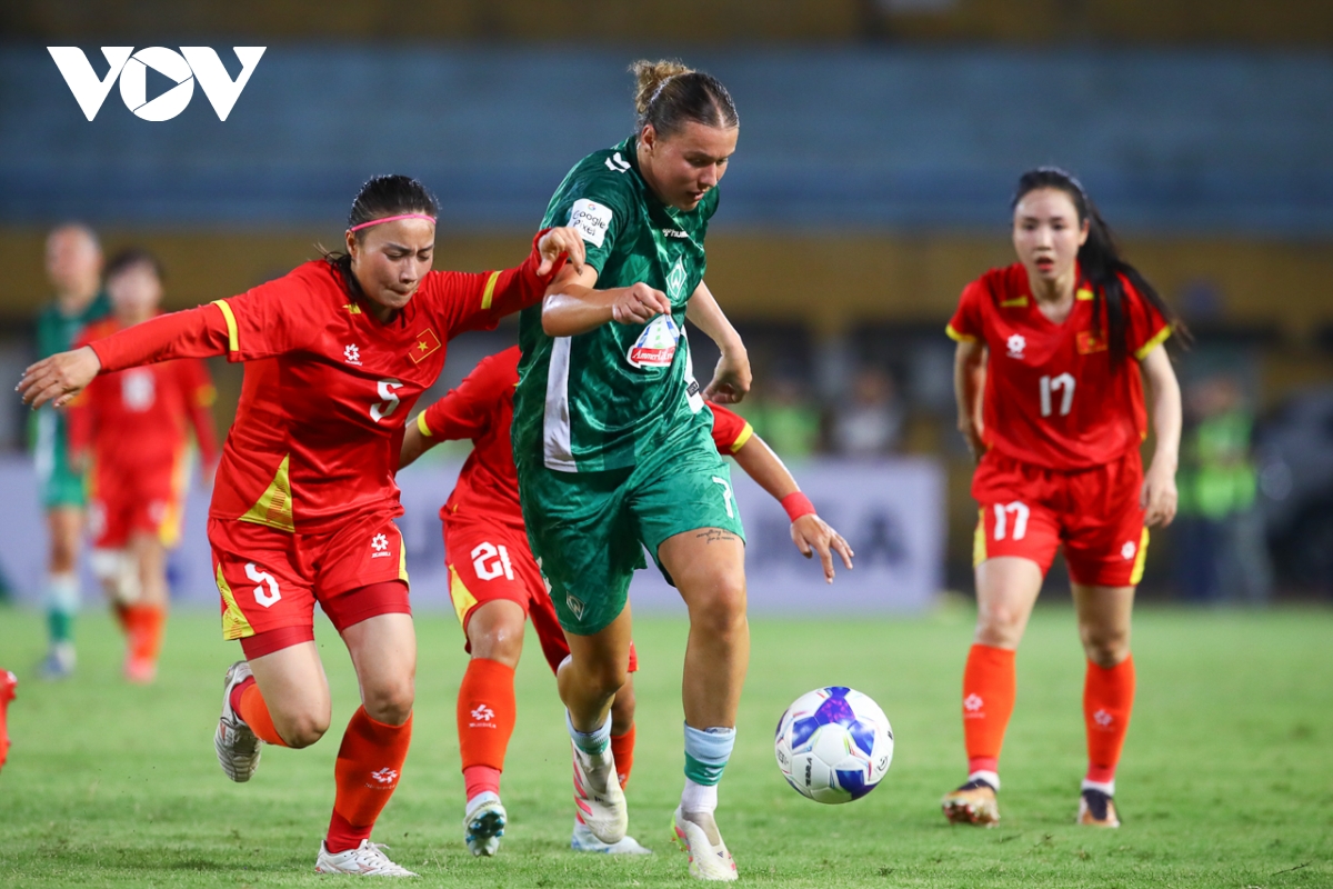 Dt nu viet nam 1-4 werder bremen hoc tro tuong chung gay an tuong bang toc do hinh anh 8