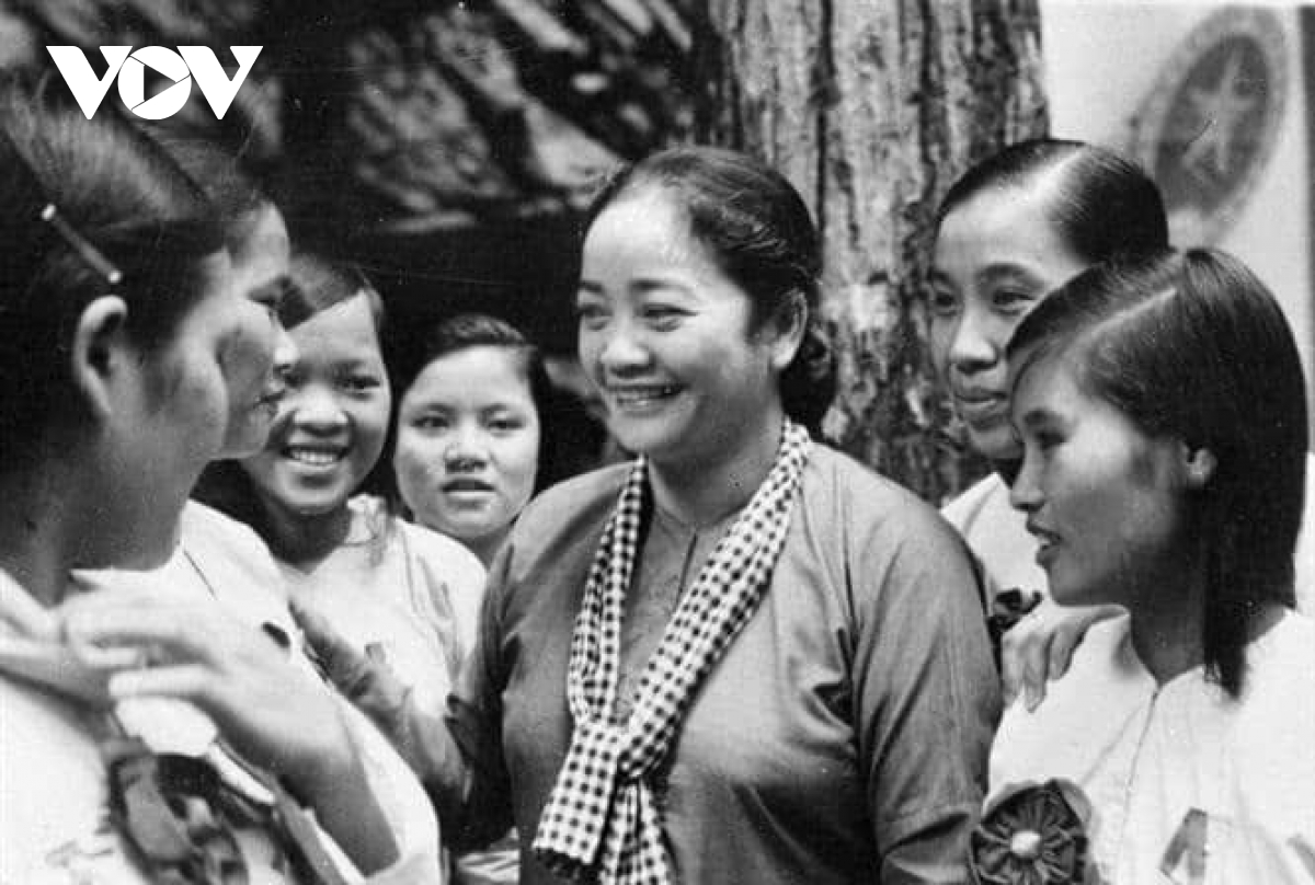 Đội quân nữ Bến Tre hiên ngang “đi trong đạn lửa”