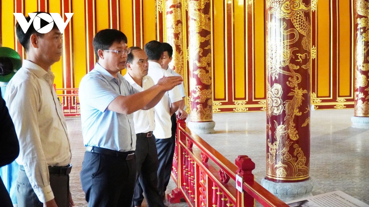 ngai vua triều nguyễn bị phá hỏng lỗ hổng trong công tác bảo vệ di tích hình ảnh 1 ngai vua trieu nguyen bi pha hong lo hong trong cong tac bao ve di tich hinh anh 1