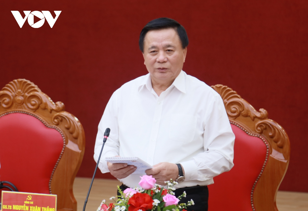 Ông nguyễn xuân thắng làm việc với ban thường vụ 2 tỉnh bình Định và gia lai hình ảnh 2 Ong nguyen xuan thang lam viec voi ban thuong vu 2 tinh binh Dinh va gia lai hinh anh 2