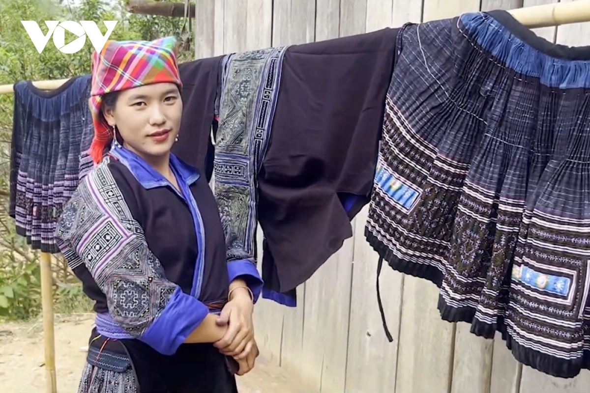 ve sap ong tren vai - trai nghiem thu hut khach du lich o lai chau hinh anh 3 ve sap ong tren vai - trai nghiem thu hut khach du lich o lai chau hinh anh 3