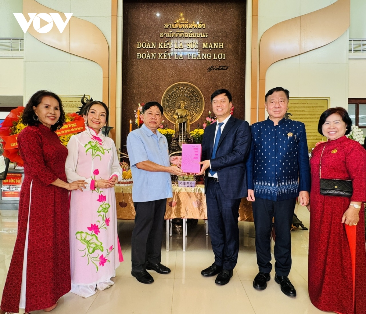 Ra mắt cuốn sách song ngữ “Bác Hồ ở Thái Lan” tại Udon Thani