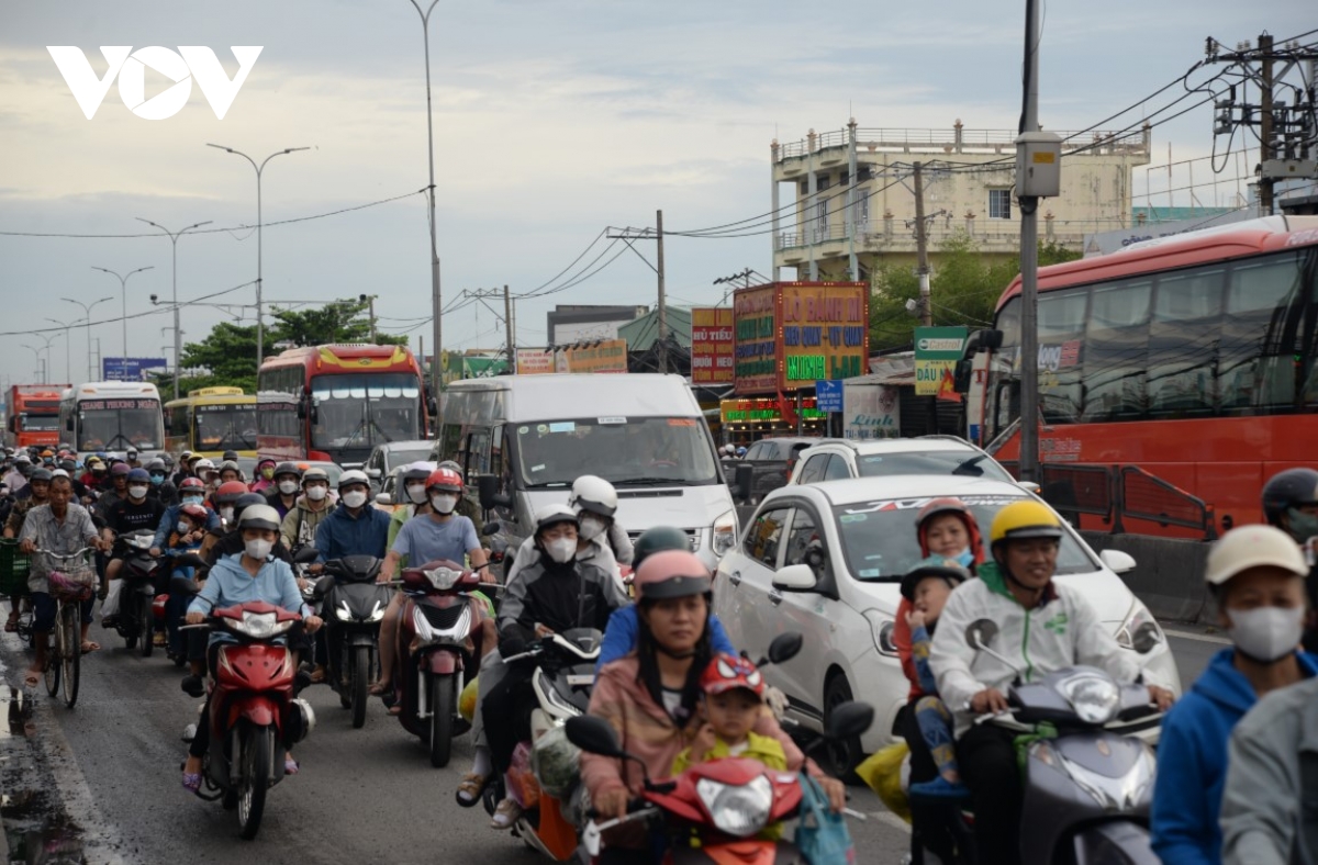 TP.HCM cấm xe tải ở một số tuyến đường trong vòng một tuần