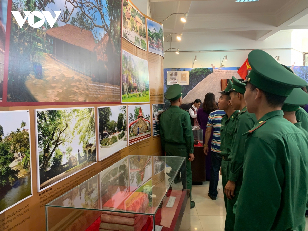 khai mạc triển lãm không gian di sản văn hóa chủ tịch hồ chí minh ở huế hình ảnh 2 khai mac trien lam khong gian di san van hoa chu tich ho chi minh o hue hinh anh 2