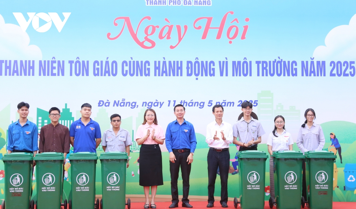 Thanh niên Tôn giáo Đà Nẵng cùng hành động vì môi trường