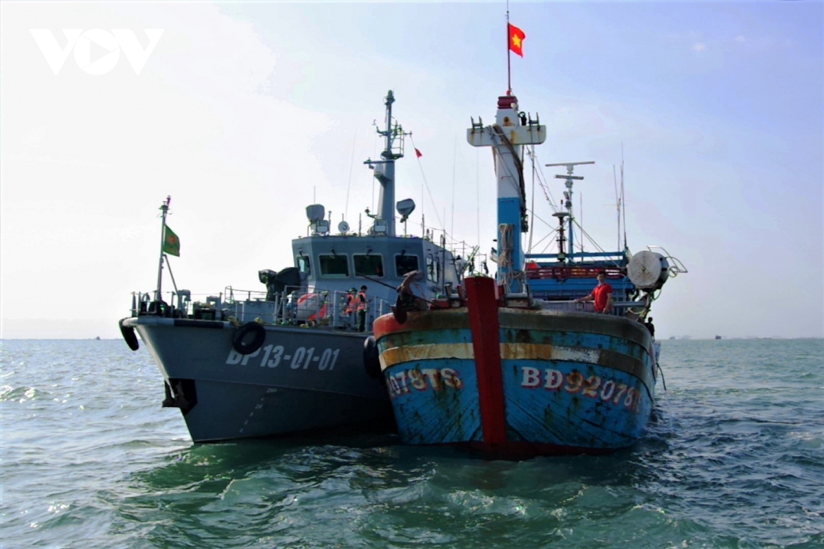 bộ đội biên phòng bà rịa-vũng tàu - điểm tựa để ngư dân bám biển hình ảnh 4 bo doi bien phong ba ria-vung tau - diem tua de ngu dan bam bien hinh anh 4