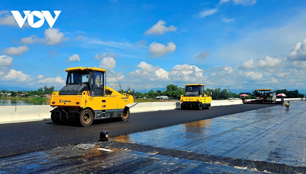 thảm nhựa cầu dài nhất cao tốc hoài nhơn - quy nhơn hình ảnh 1 tham nhua cau dai nhat cao toc hoai nhon - quy nhon hinh anh 1