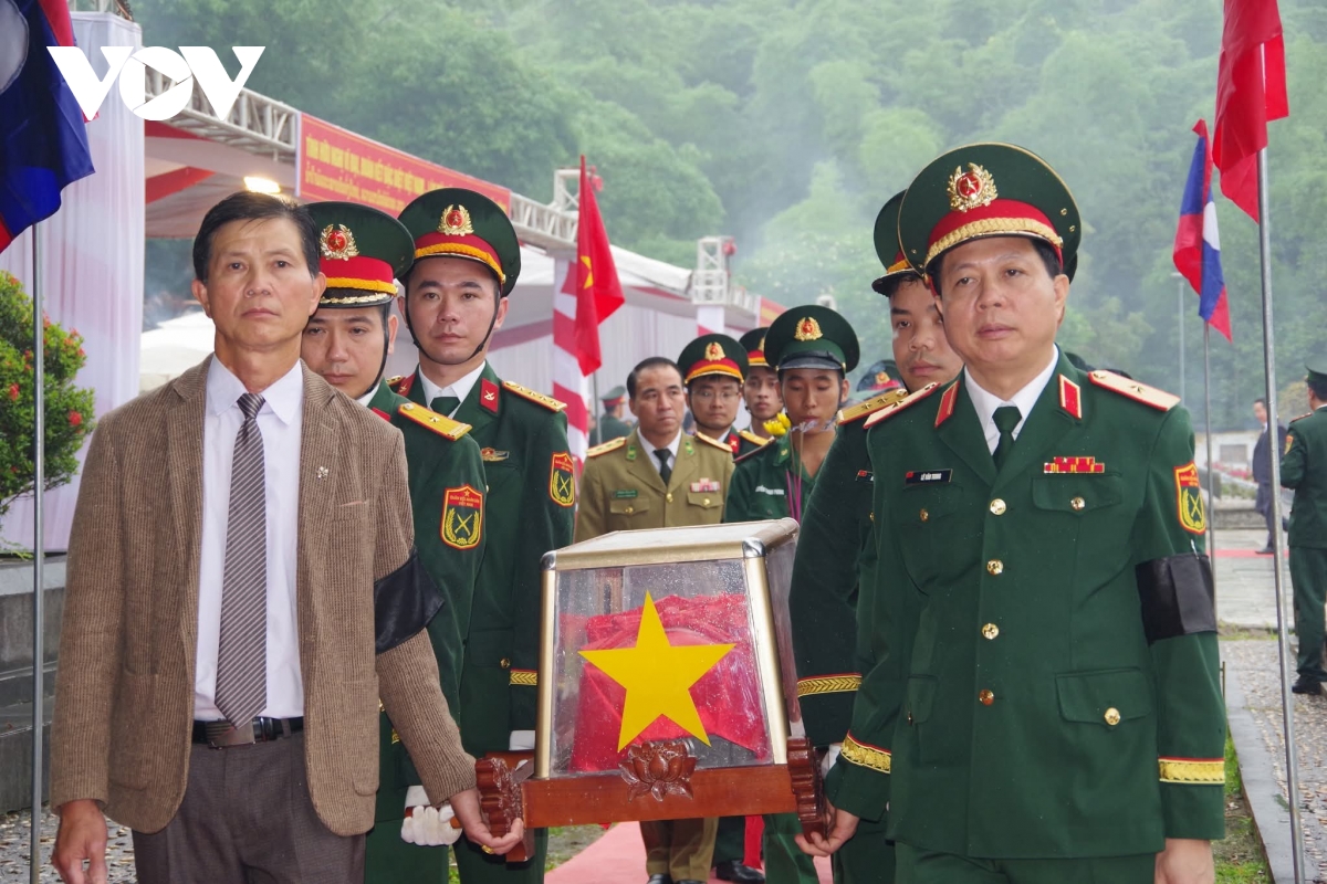 Thanh Hóa, truy điệu, an táng 21 hài cốt liệt sĩ Việt Nam hy sinh tại Lào