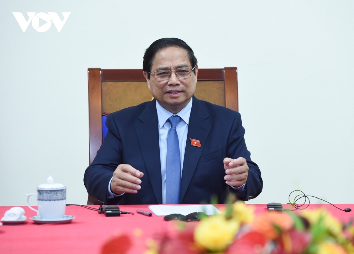 thủ tướng phạm minh chính điện đàm với thủ tướng singapore lawrence wong hình ảnh 1 thu tuong pham minh chinh dien dam voi thu tuong singapore lawrence wong hinh anh 1