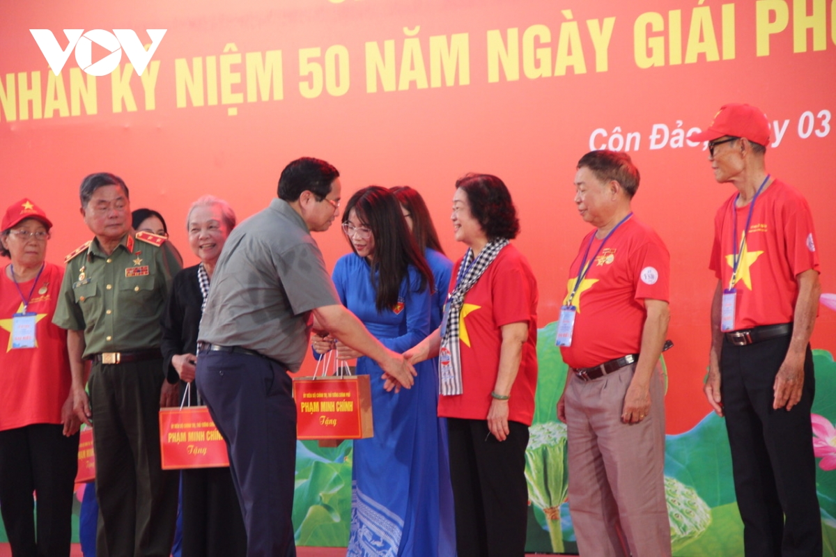 thủ tướng phạm minh chính gặp mặt gần 700 cựu tù chính trị côn Đảo hình ảnh 4 thu tuong pham minh chinh gap mat gan 700 cuu tu chinh tri con Dao hinh anh 4