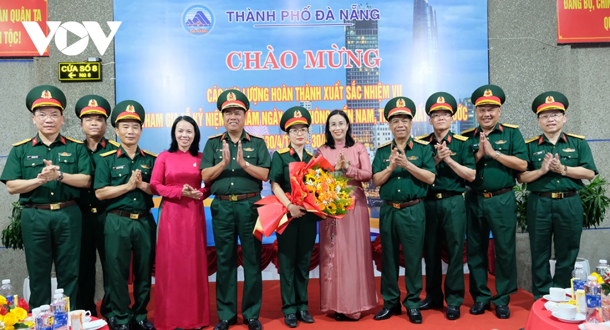 Đà nẵng đón hơn 500 cán bộ, chiến sĩ hoàn thành diễu binh, diễu hành trở về hình ảnh 6 Da nang don hon 500 can bo, chien si hoan thanh dieu binh, dieu hanh tro ve hinh anh 6