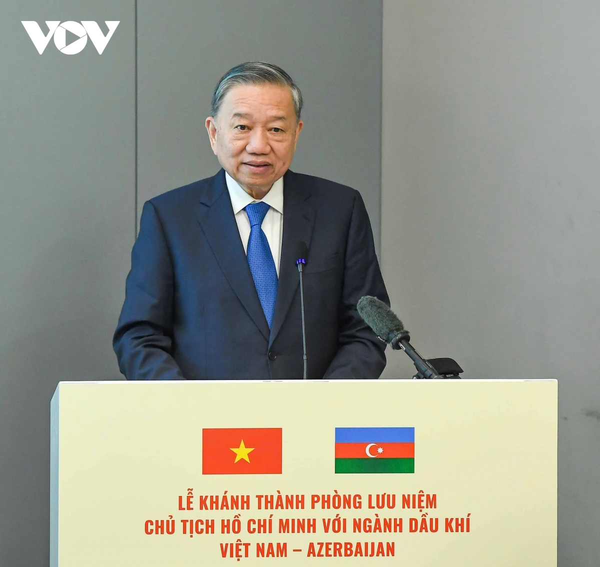 khanh thanh phong luu niem chu tich ho chi minh voi nganh dau khi tai azebaijan hinh anh 2