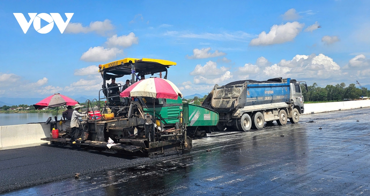thảm nhựa cầu dài nhất cao tốc hoài nhơn - quy nhơn hình ảnh 4 tham nhua cau dai nhat cao toc hoai nhon - quy nhon hinh anh 4