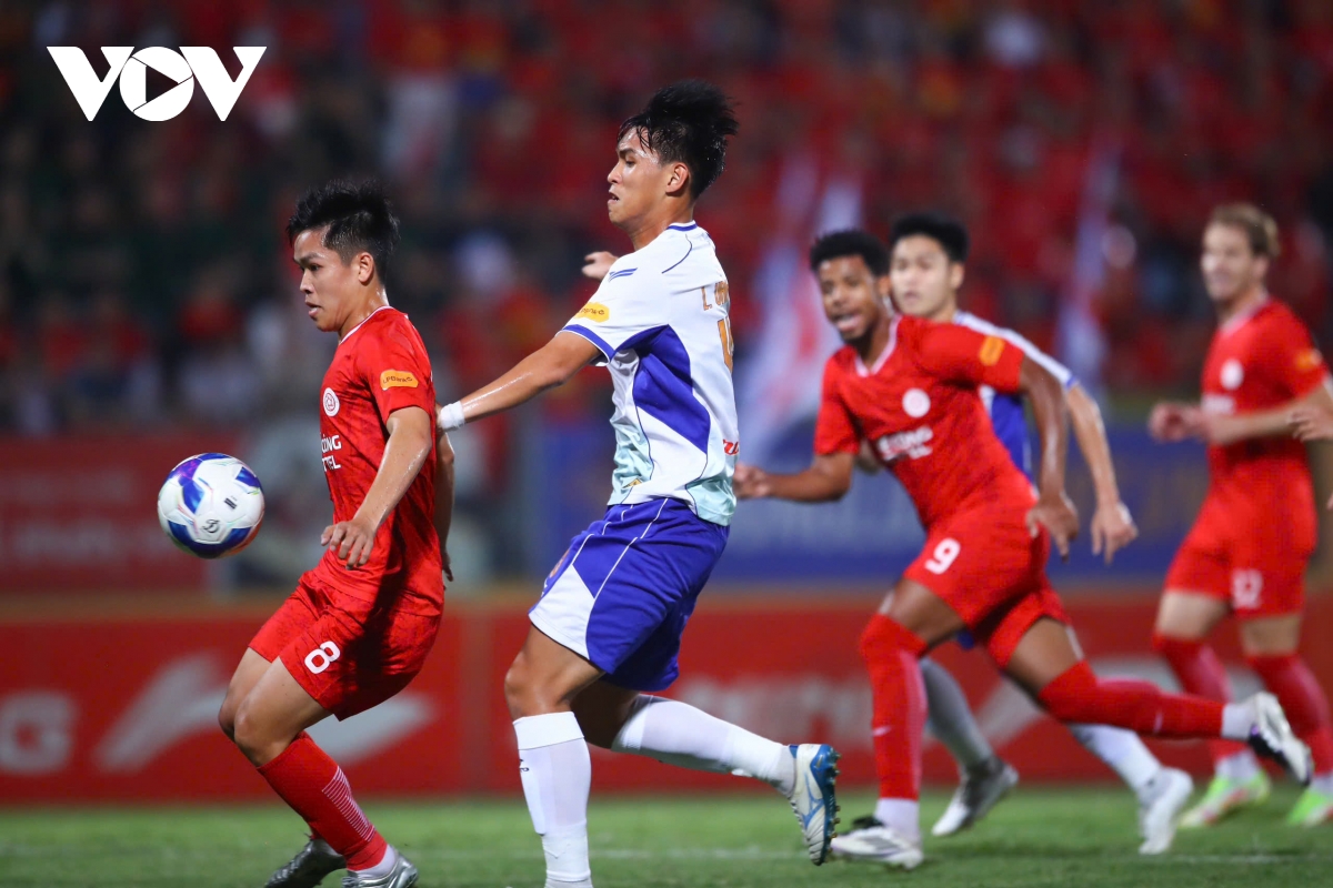 ket qua vong 21 v-league hlv popov giup the cong viettel thang 6-0 Da nang hinh anh 24