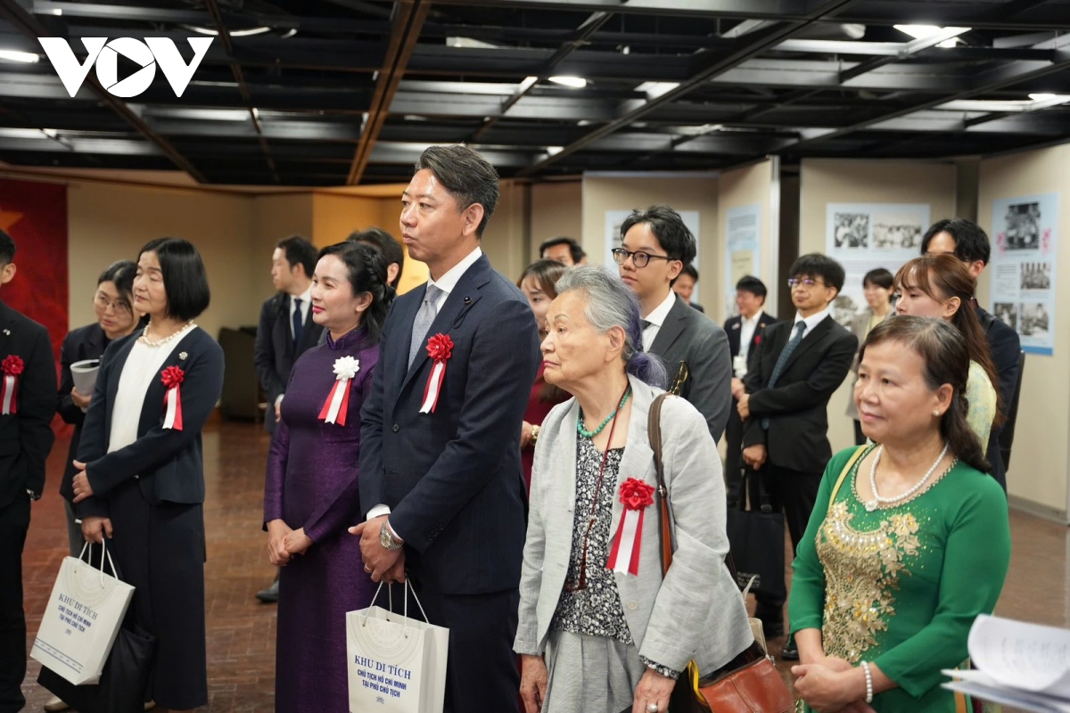 triển lãm về chủ tịch hồ chí minh tại fukuoka - nhật bản hình ảnh 2 trien lam ve chu tich ho chi minh tai fukuoka - nhat ban hinh anh 2
