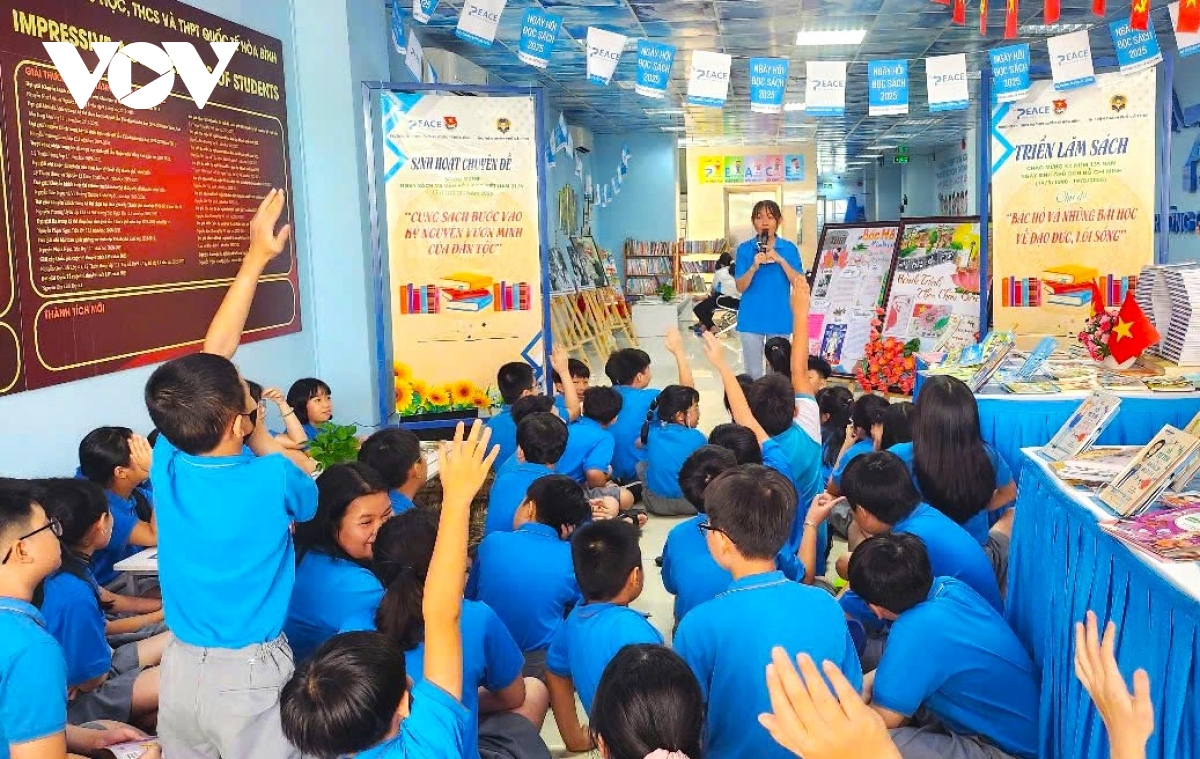 ngày hội đọc sách kỷ niệm ngày sinh chủ tịch hồ chí minh tại cần thơ hình ảnh 3 ngay hoi doc sach ky niem ngay sinh chu tich ho chi minh tai can tho hinh anh 3