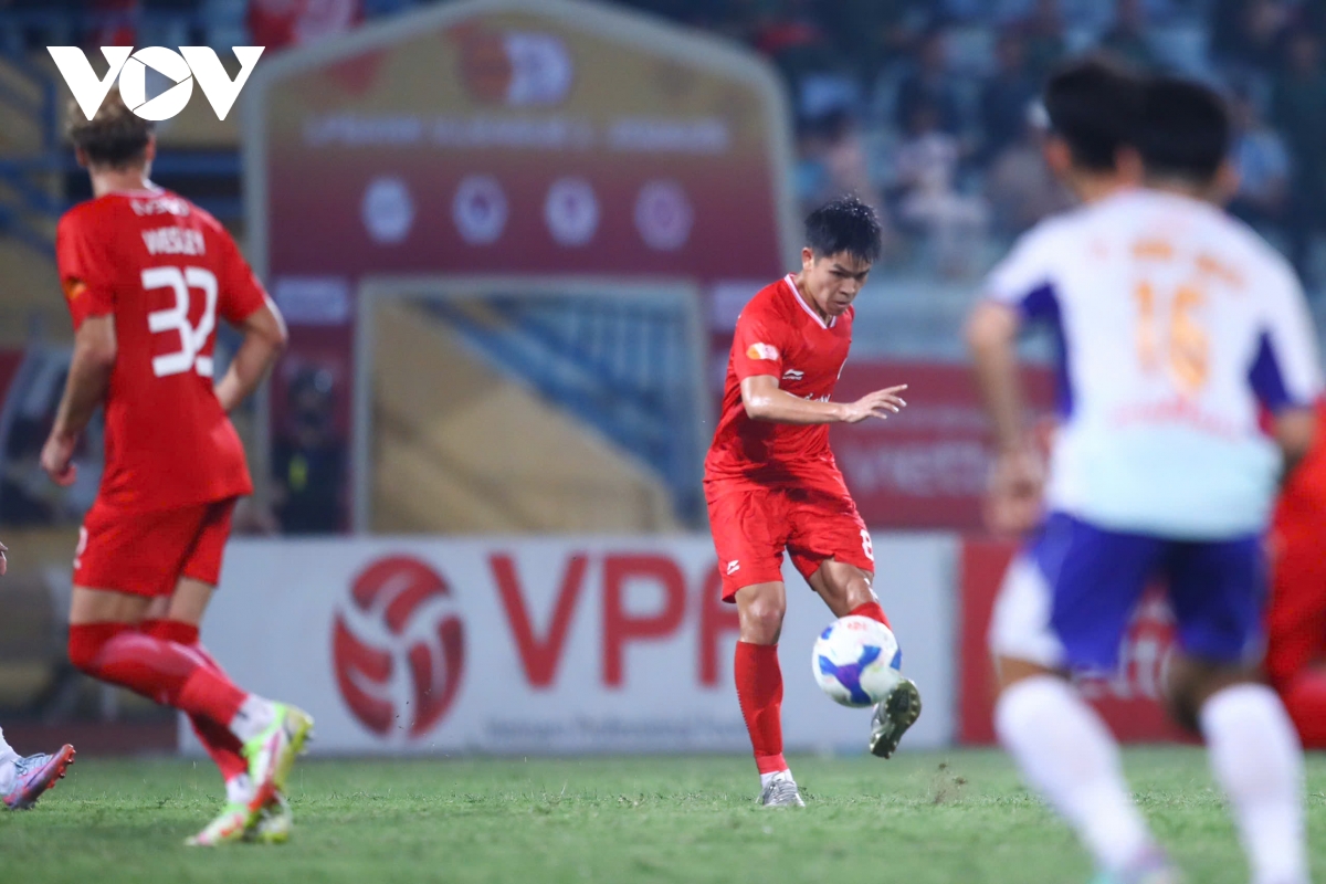ket qua vong 21 v-league hlv popov giup the cong viettel thang 6-0 Da nang hinh anh 28
