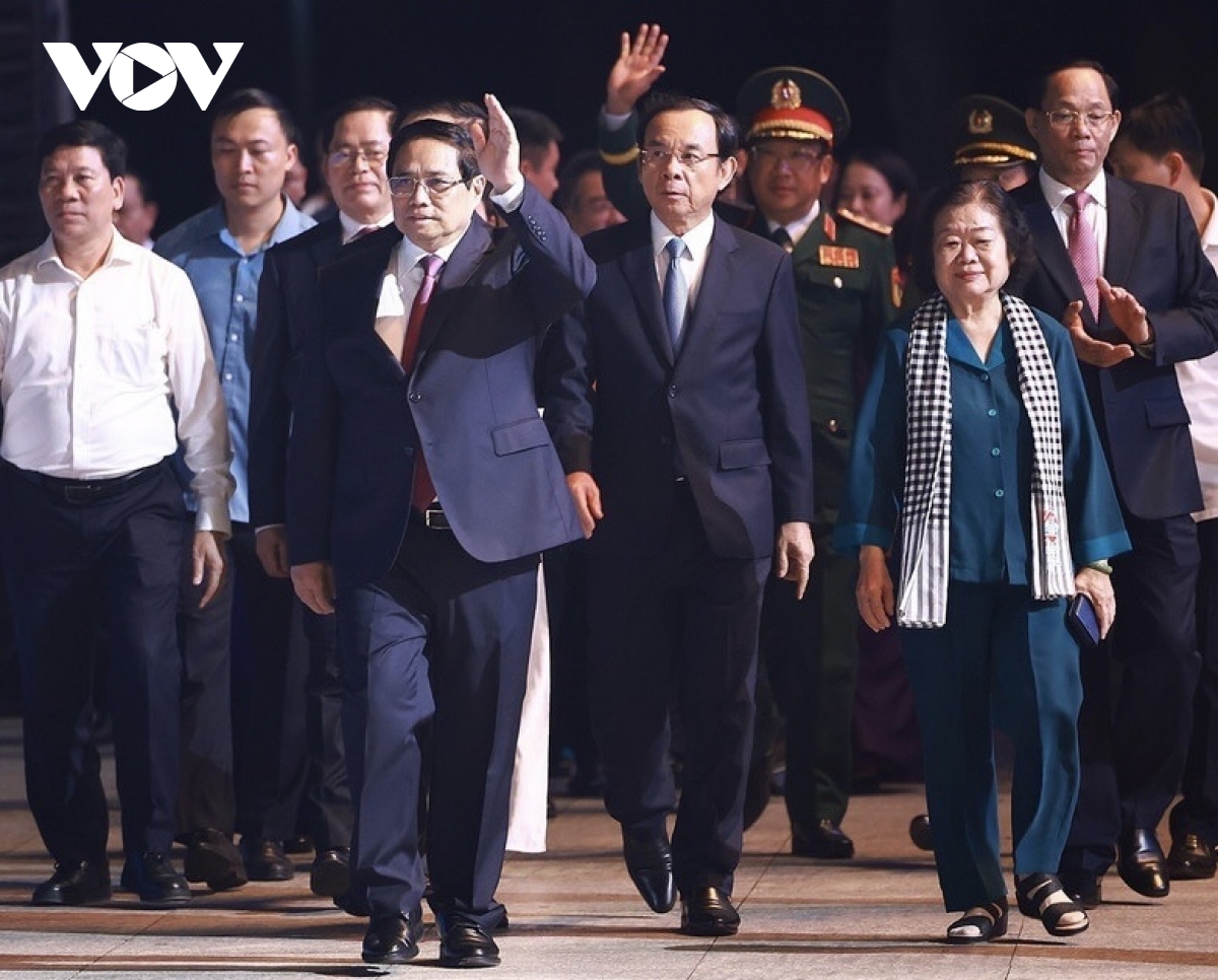 lịch sử hào hùng của côn Đảo không chỉ để lưu giữ mà còn truyền cảm hứng tiếp tục phát triển hình ảnh 2 lich su hao hung cua con Dao khong chi de luu giu ma con truyen cam hung tiep tuc phat trien hinh anh 2