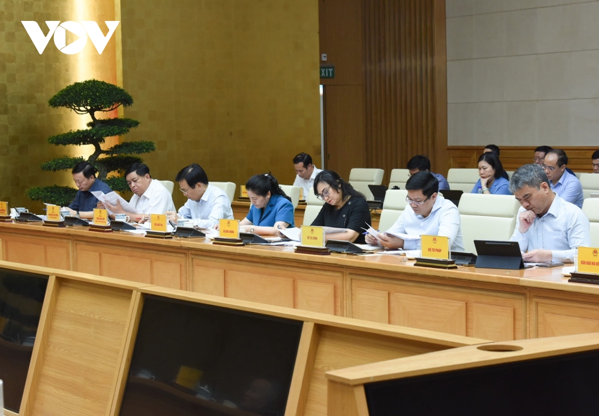 thủ tướng phát triển kinh tế tư nhân để mọi người, mọi nhà thi đua làm giàu hình ảnh 3 thu tuong phat trien kinh te tu nhan de moi nguoi, moi nha thi dua lam giau hinh anh 3