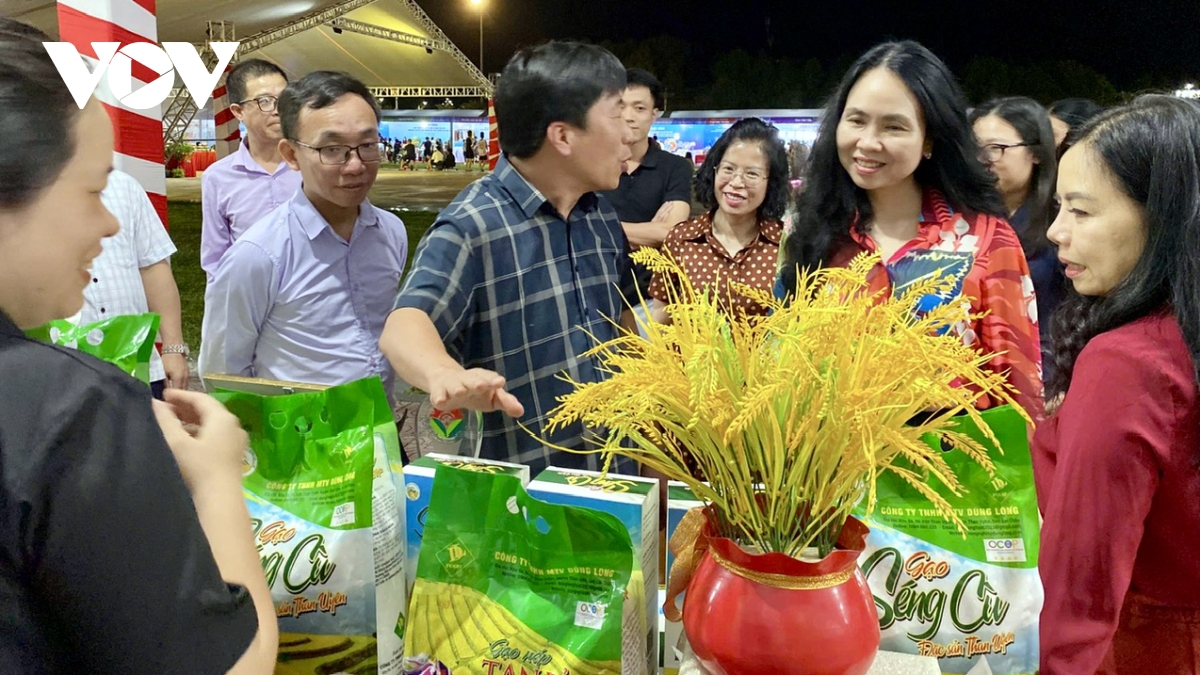 thuong mai dien tu - soi day lien ket de tieu thu san pham hinh anh 1