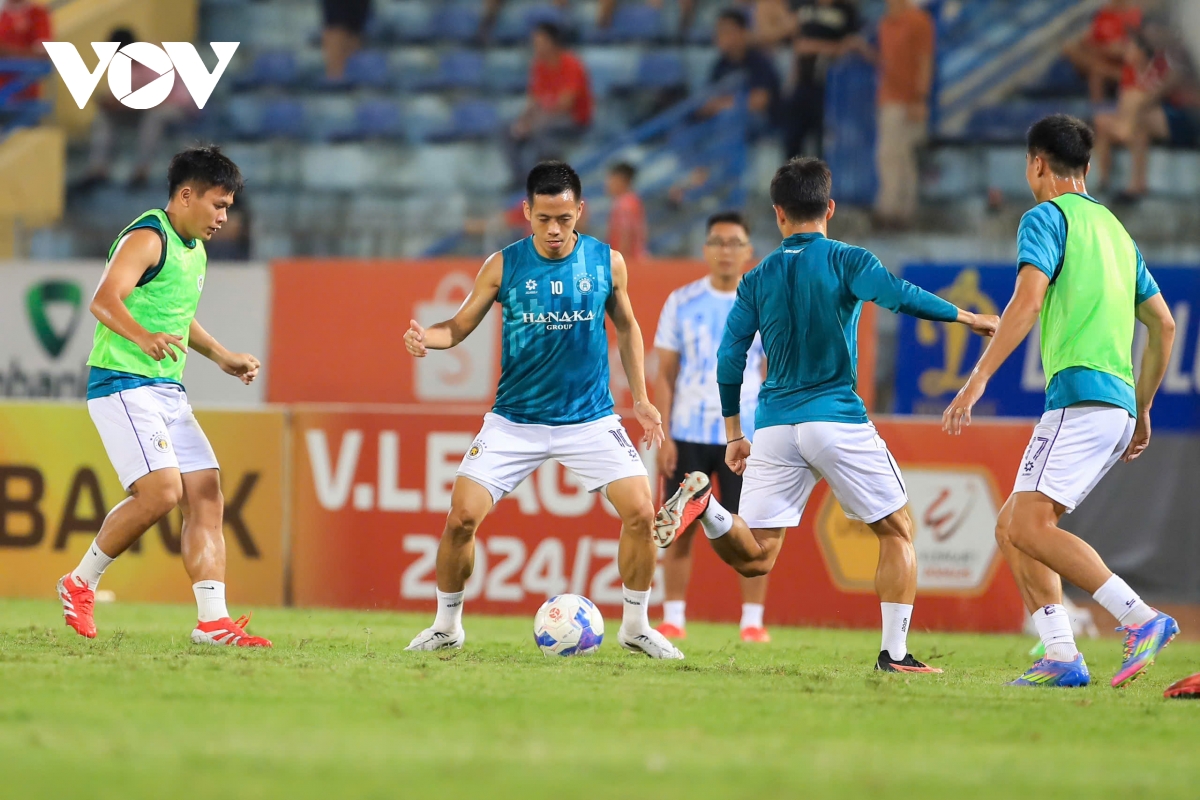 10 người hà nội fc thắng kịch tính cahn, tiếp tục đua vô địch cùng clb nam Định hình ảnh 34 10 nguoi ha noi fc thang kich tinh cahn, tiep tuc dua vo dich cung clb nam Dinh hinh anh 34