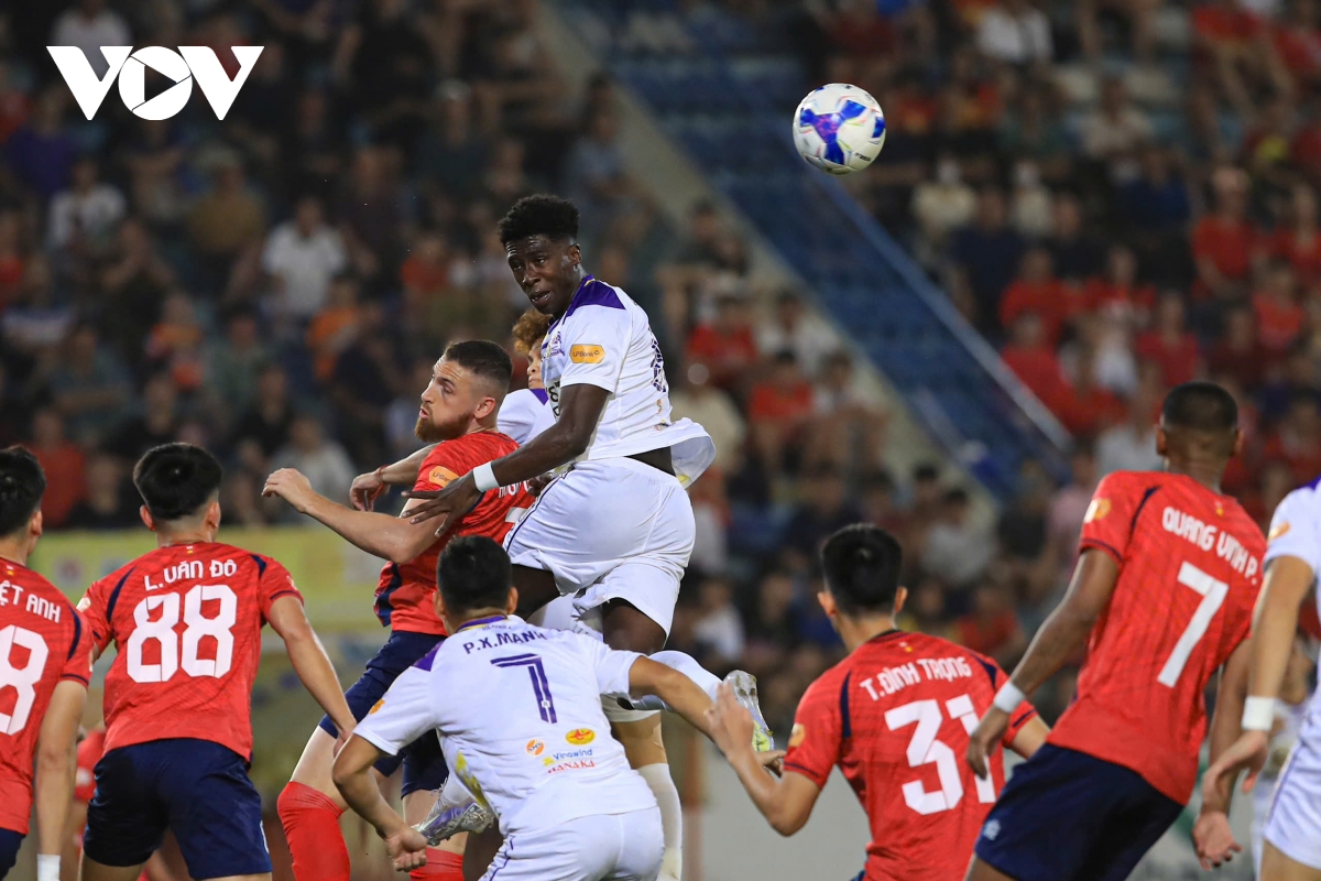 10 người hà nội fc thắng kịch tính cahn, tiếp tục đua vô địch cùng clb nam Định hình ảnh 40 10 nguoi ha noi fc thang kich tinh cahn, tiep tuc dua vo dich cung clb nam Dinh hinh anh 40