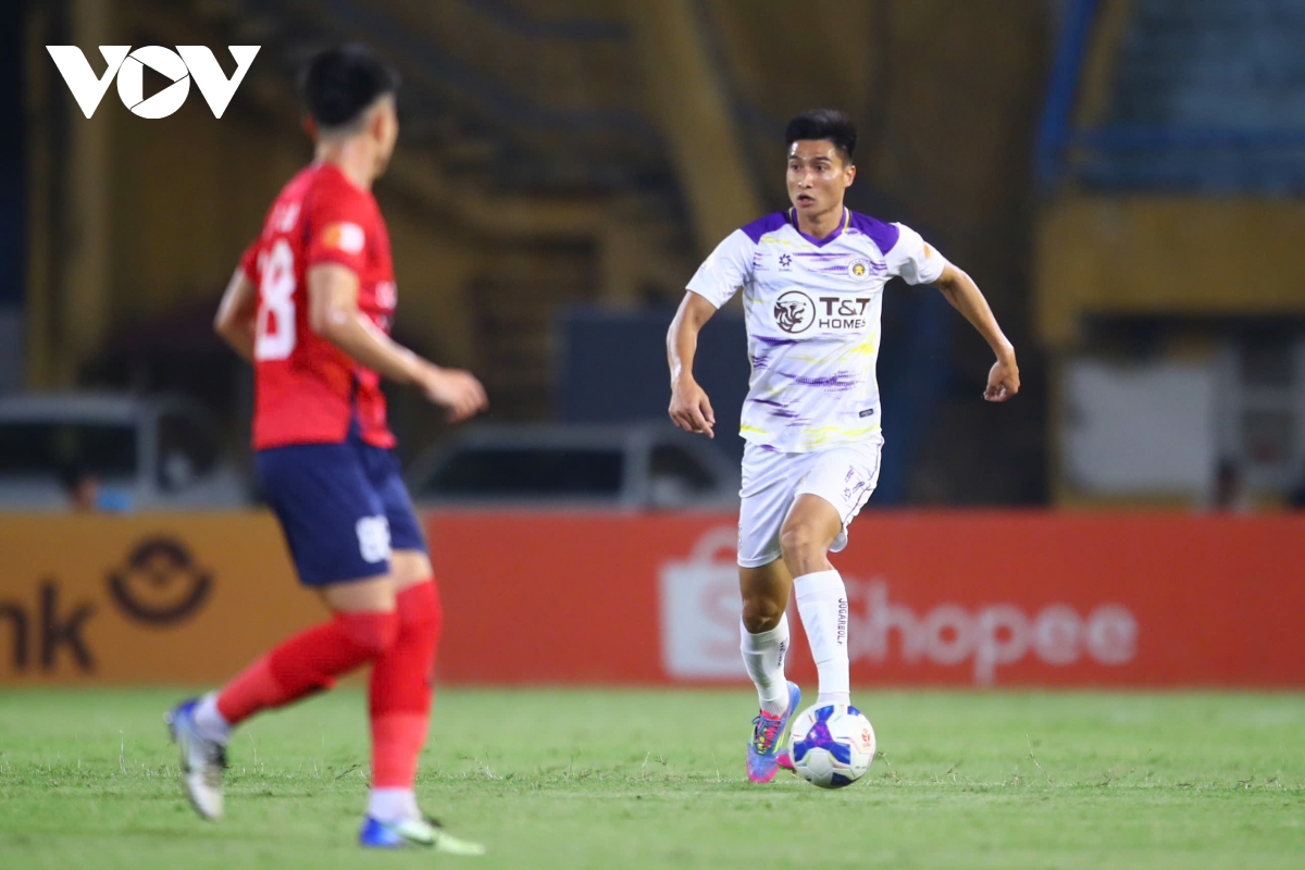 10 người hà nội fc thắng kịch tính cahn, tiếp tục đua vô địch cùng clb nam Định hình ảnh 42 10 nguoi ha noi fc thang kich tinh cahn, tiep tuc dua vo dich cung clb nam Dinh hinh anh 42