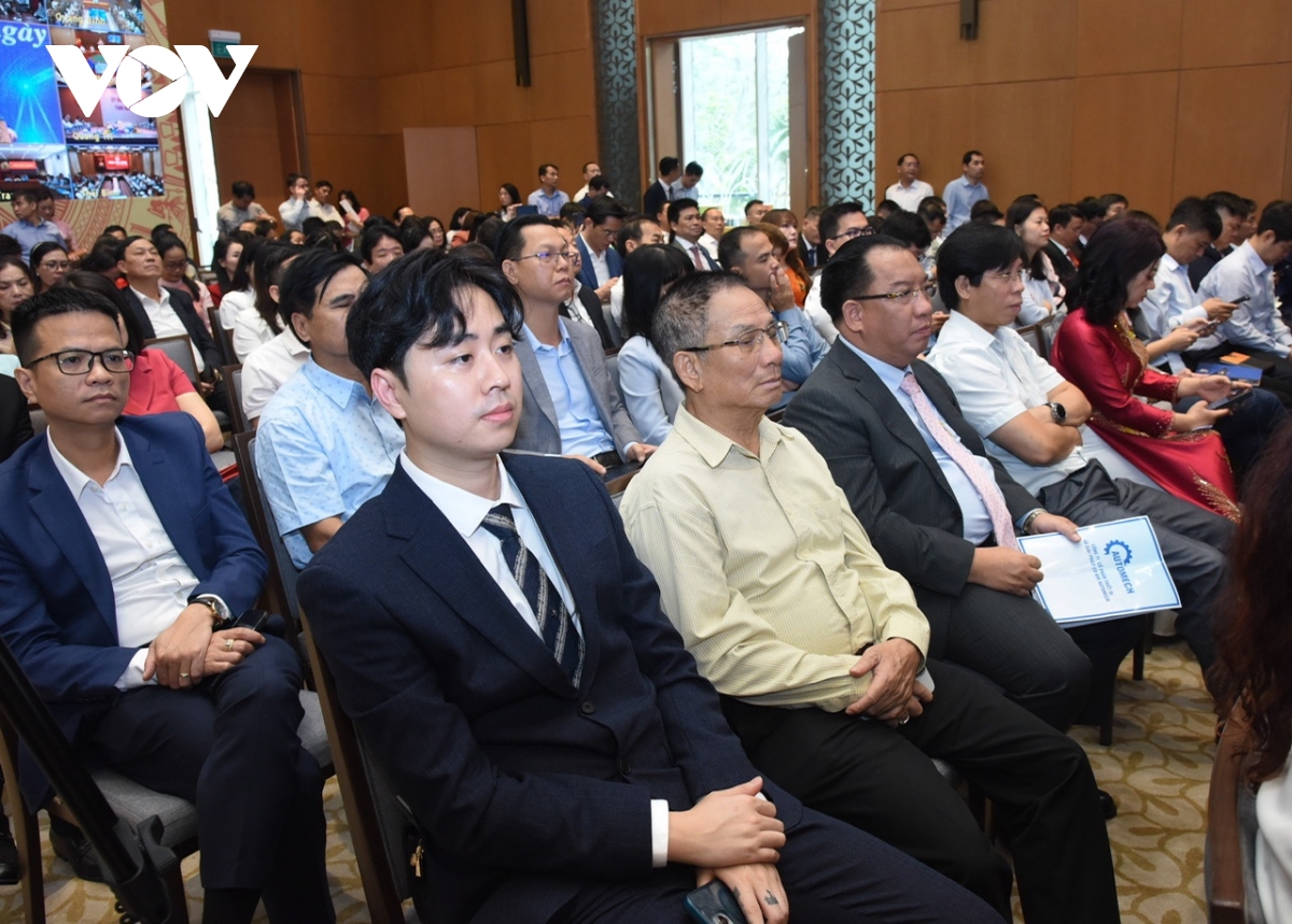 cong phap luat quoc gia phai tro thanh mot bieu tuong cua nen tu phap hinh anh 3
