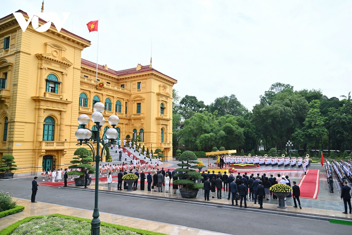 chủ tịch nước chủ trì lễ đón tổng thống litva thăm chính thức việt nam hình ảnh 5 chu tich nuoc chu tri le don tong thong litva tham chinh thuc viet nam hinh anh 5