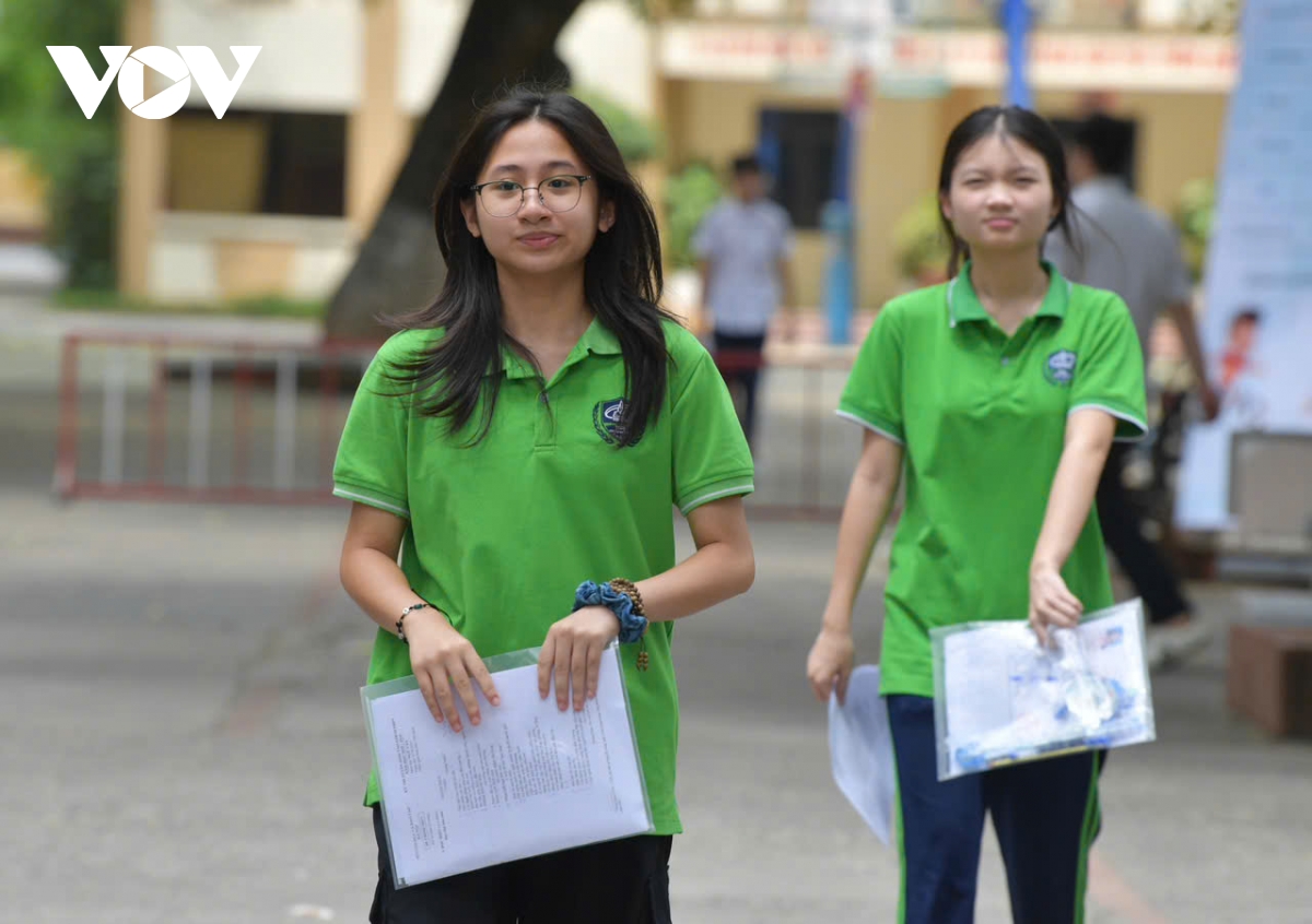 thi vào lớp 10 của hà nội, môn thi đầu tiên có 495 thí sinh vắng mặt hình ảnh 16 thi vao lop 10 cua ha noi, mon thi dau tien co 495 thi sinh vang mat hinh anh 16