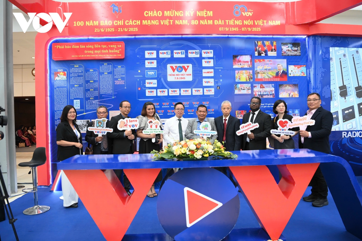 hoi bao toan quoc 2025 nhieu hoat dong soi noi tai gian trung bay cua vov hinh anh 18