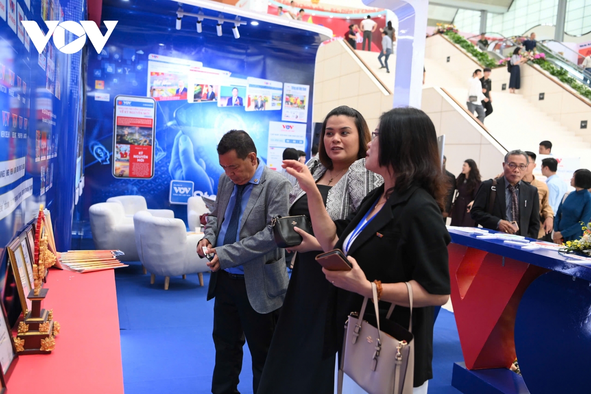 hoi bao toan quoc 2025 nhieu hoat dong soi noi tai gian trung bay cua vov hinh anh 19