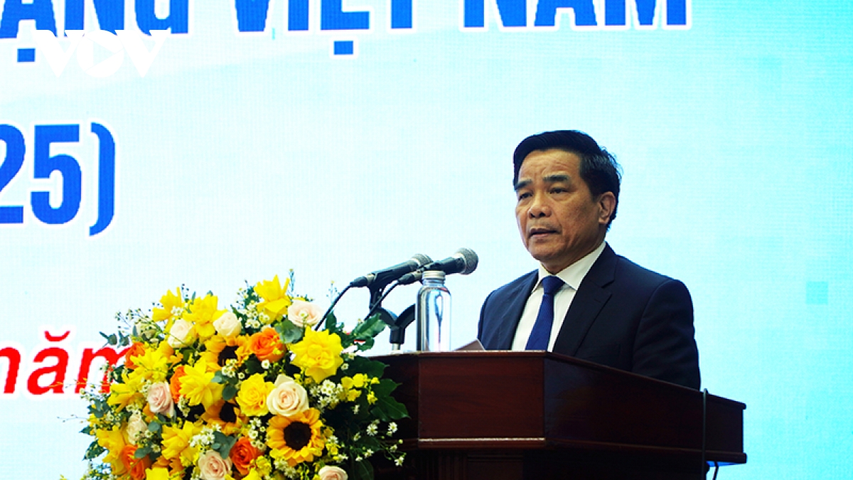 tôn vinh người làm báo dấn thân giữa tâm lũ và điểm nóng thông tin hình ảnh 2 ton vinh nguoi lam bao dan than giua tam lu va diem nong thong tin hinh anh 2