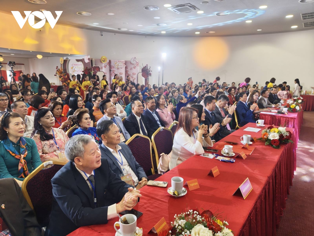 lan tỏa truyền thống qua cuộc thi tết việt nam trong tôi ở cộng hòa séc hình ảnh 1 lan toa truyen thong qua cuoc thi tet viet nam trong toi o cong hoa sec hinh anh 1
