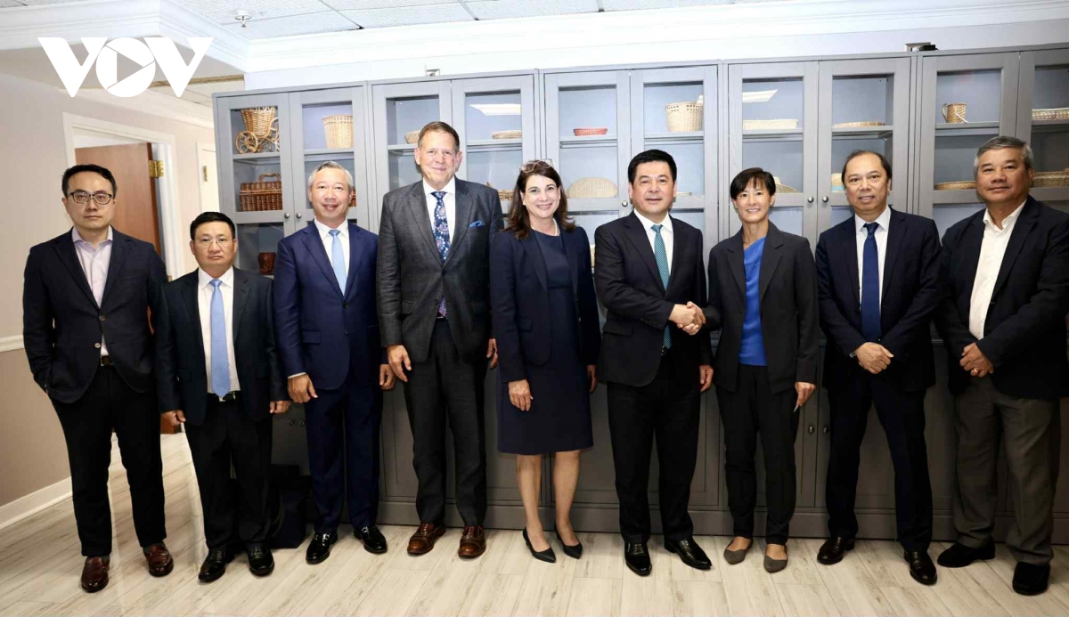 bộ trưởng công thương làm việc với lãnh đạo tập đoàn exxon mobil hình ảnh 2 bo truong cong thuong lam viec voi lanh dao tap doan exxon mobil hinh anh 2