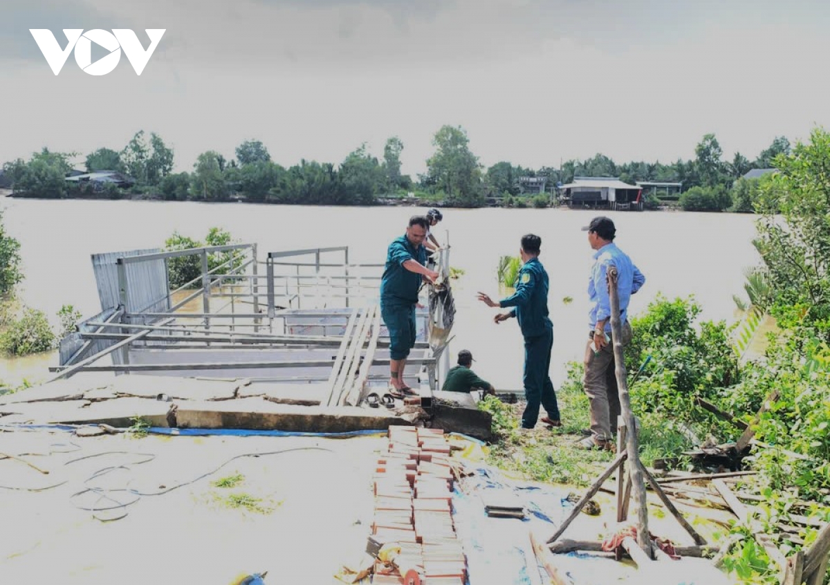 Cà Mau: Sạt lở “nuốt chửng” nhiều nhà dân, thiệt hại hơn 2 tỷ đồng