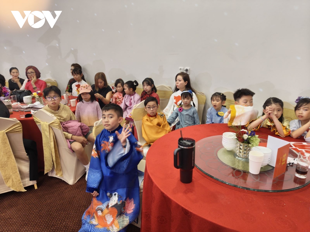 lan tỏa truyền thống qua cuộc thi tết việt nam trong tôi ở cộng hòa séc hình ảnh 2 lan toa truyen thong qua cuoc thi tet viet nam trong toi o cong hoa sec hinh anh 2