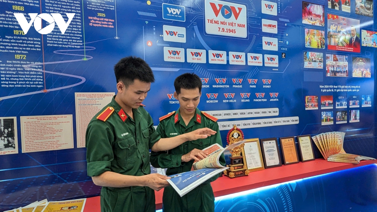 hoi bao toan quoc 2025 nhieu hoat dong soi noi tai gian trung bay cua vov hinh anh 6