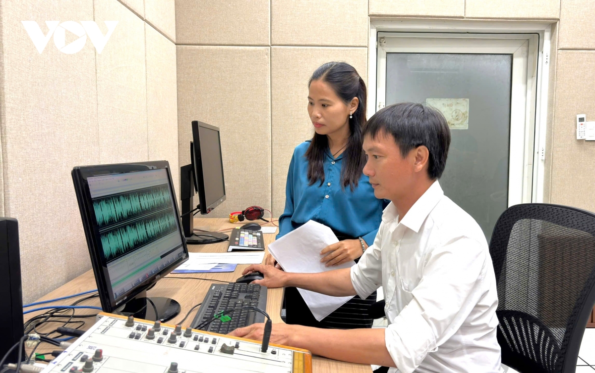 100 năm ngày báo chí cách mạng việt nam Đài phát thanh thật kỳ diệu hình ảnh 2 100 nam ngay bao chi cach mang viet nam Dai phat thanh that ky dieu hinh anh 2