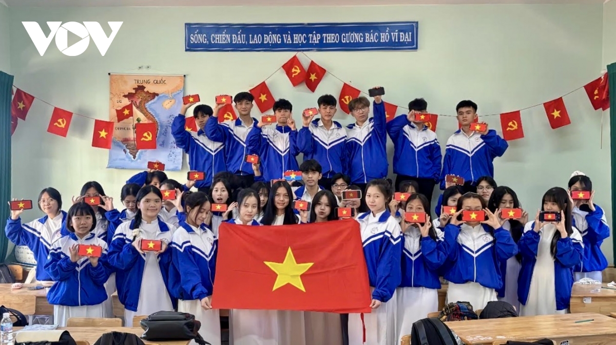 những đảng viên trẻ lan tỏa khát vọng cống hiến ở Đắk lắk hình ảnh 2 nhung dang vien tre lan toa khat vong cong hien o Dak lak hinh anh 2