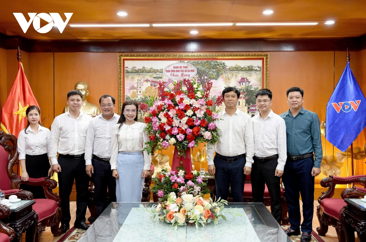 nhiều bộ, ngành, địa phương chúc mừng vov nhân ngày báo chí cách mạng việt nam hình ảnh 14 nhieu bo, nganh, dia phuong chuc mung vov nhan ngay bao chi cach mang viet nam hinh anh 14