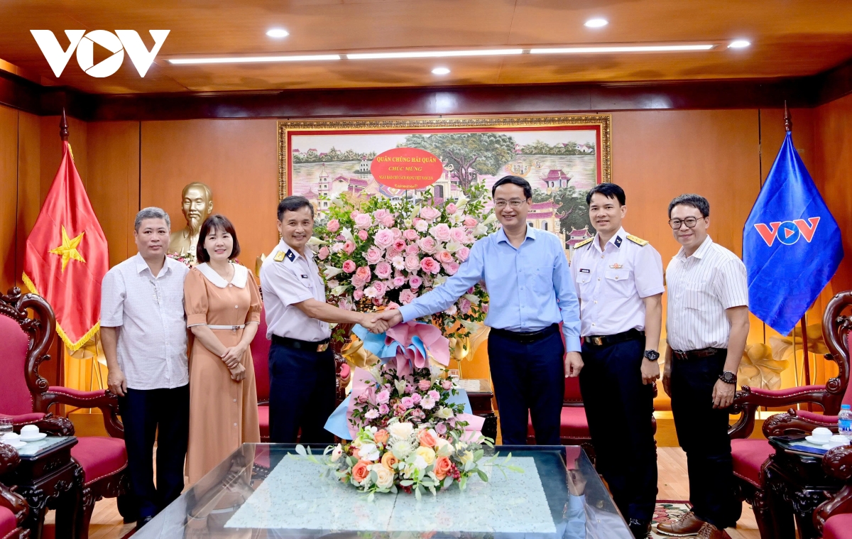 nhiều bộ, ngành, địa phương chúc mừng vov nhân ngày báo chí cách mạng việt nam hình ảnh 7 nhieu bo, nganh, dia phuong chuc mung vov nhan ngay bao chi cach mang viet nam hinh anh 7