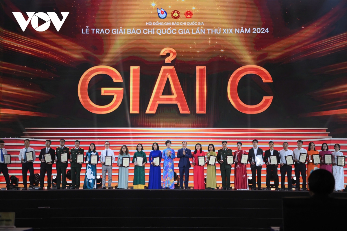 toan canh le trao giai bao chi quoc gia lan thu 19 - nam 2024 hinh anh 9