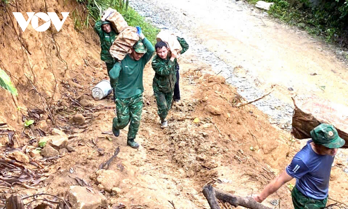 bộ đội biên phòng lai châu chung tay xây những mái ấm nơi biên giới hình ảnh 9 bo doi bien phong lai chau chung tay xay nhung mai am noi bien gioi hinh anh 9