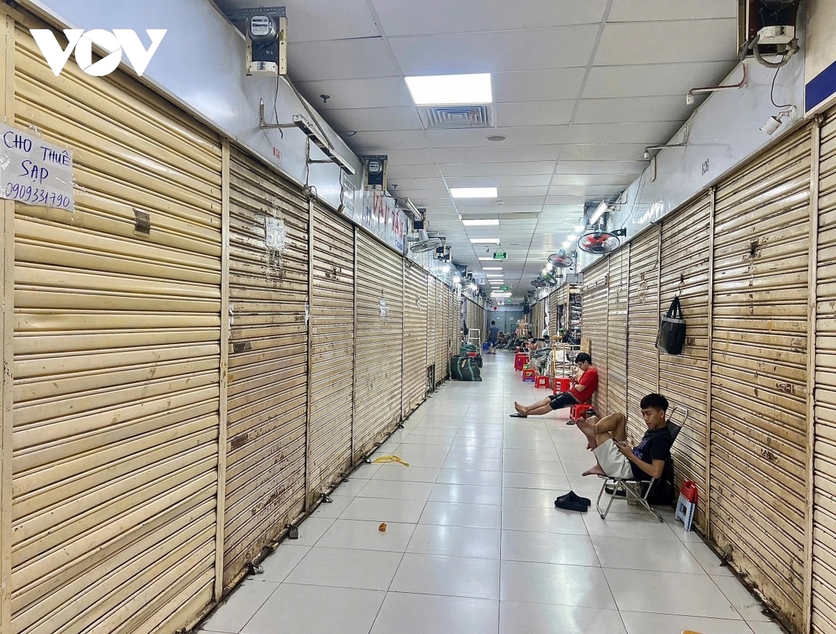 Hàng loạt hộ kinh doanh đóng cửa, tạm ngừng kinh doanh: Vì đâu nên nỗi?